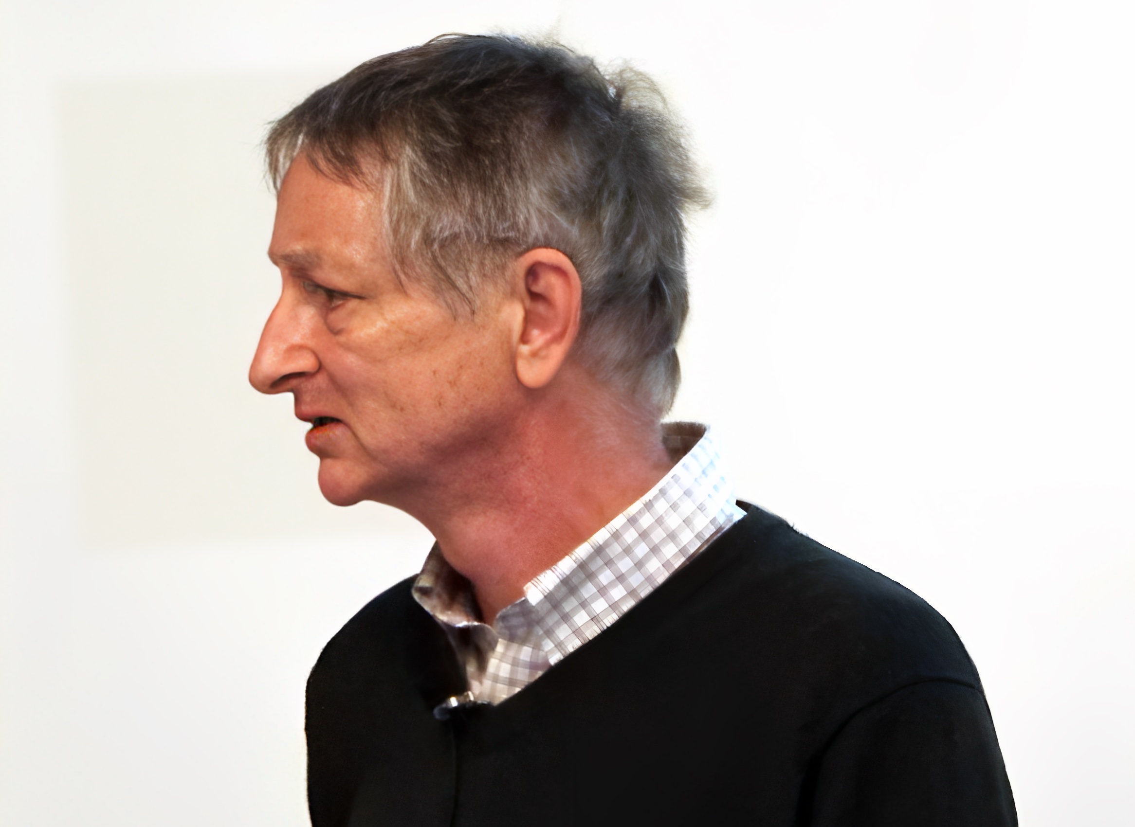 AI ‘godfather’ warns of dangers and quits Google