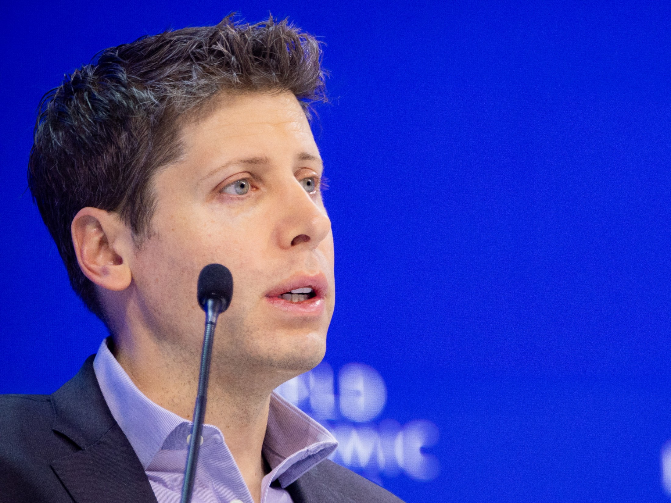 Sam Altman: AI will cause job losses and national security threats